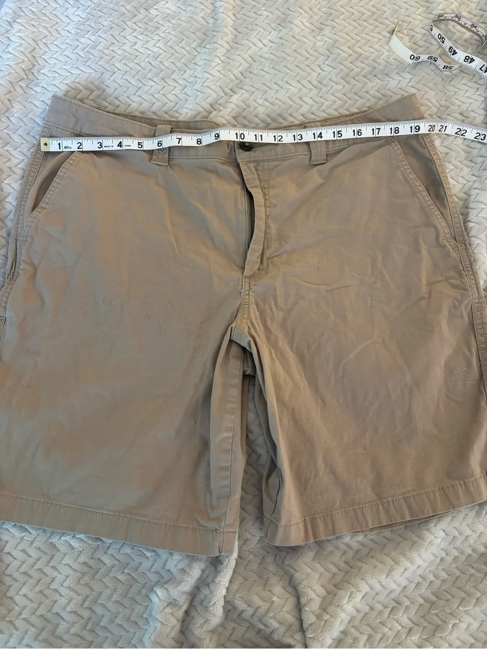 Magellan Outdoors Khaki Flat-Front Men's Shorts